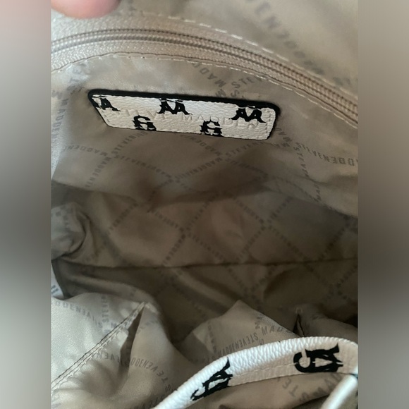 Amazingly unique Steve Madden Colorblock SM Crossbody NWT - Picture 7 of 8